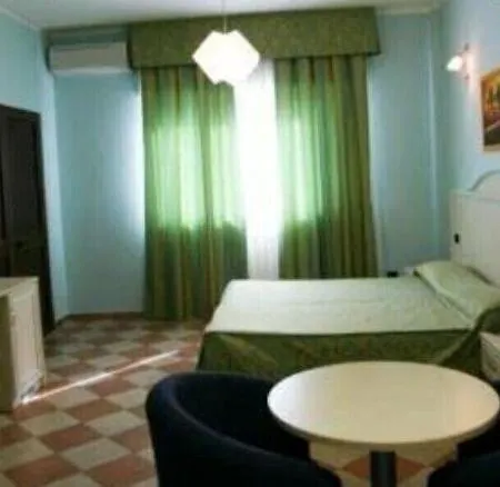 Ξενοδοχείο Aurora