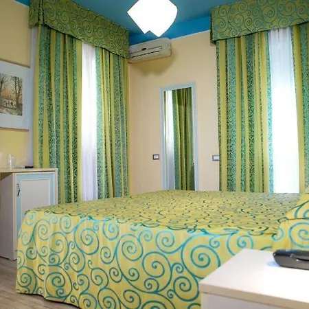 Szálloda Aurora 3*